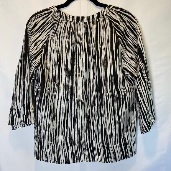 Calvin Klein Women’s Medium Silk Zebra Stripe 3/4 Sleeve Blouse Top - Picture 7 of 9